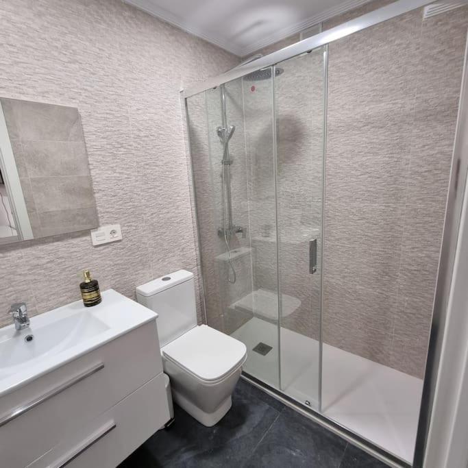 Apartamento Soho Boutique Tioda, Totalmente Reformado Junto A Las Estaciones, Wifi Oviedo Exterior foto